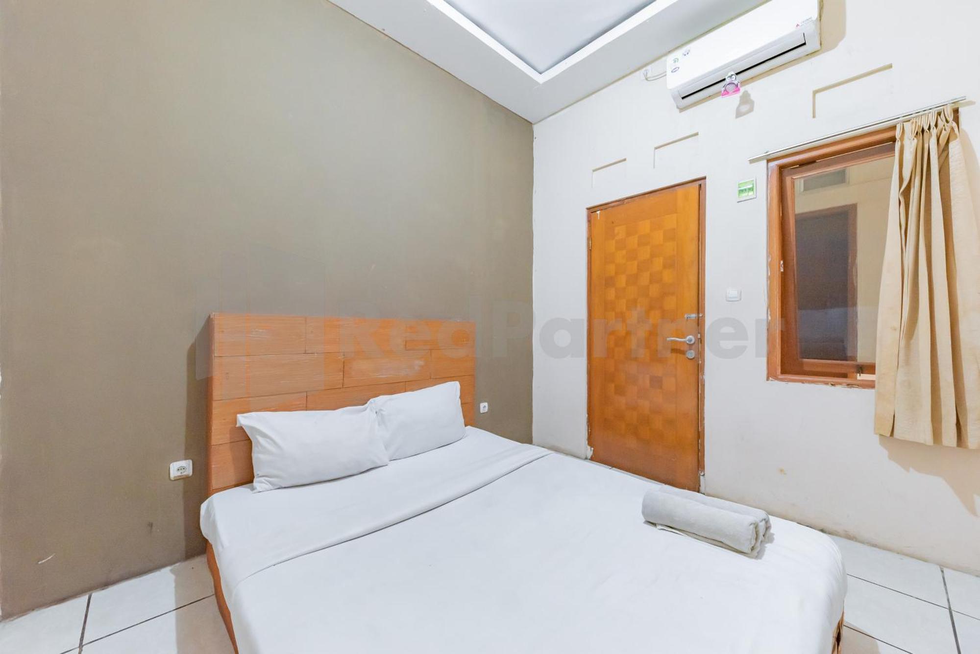 Wisma Alamanda Near Terminal Cicaheum Redpartner Bandung Kültér fotó