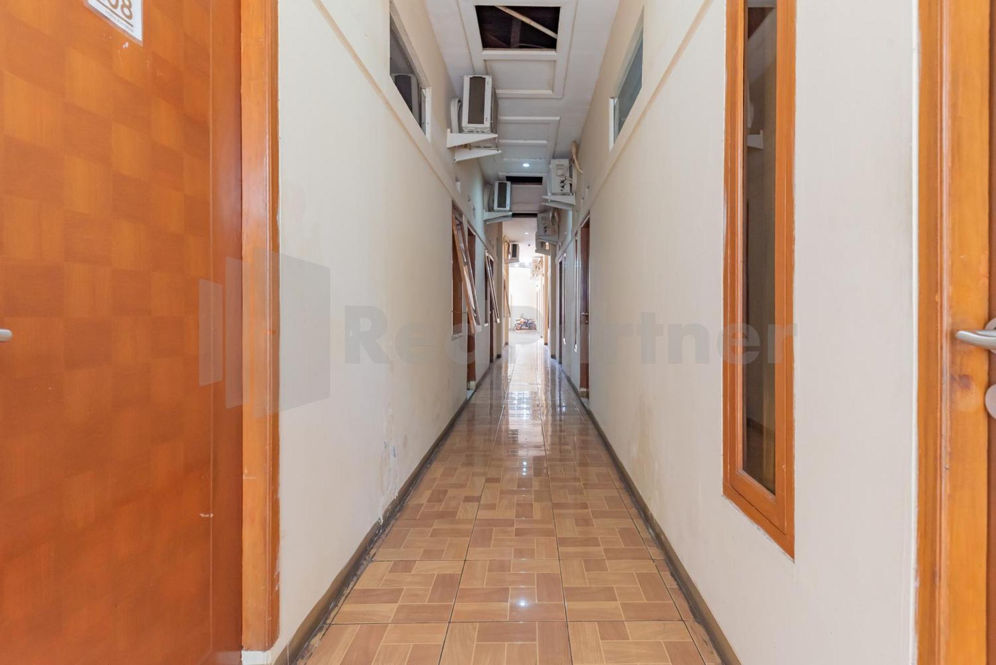Wisma Alamanda Near Terminal Cicaheum Redpartner Bandung Kültér fotó