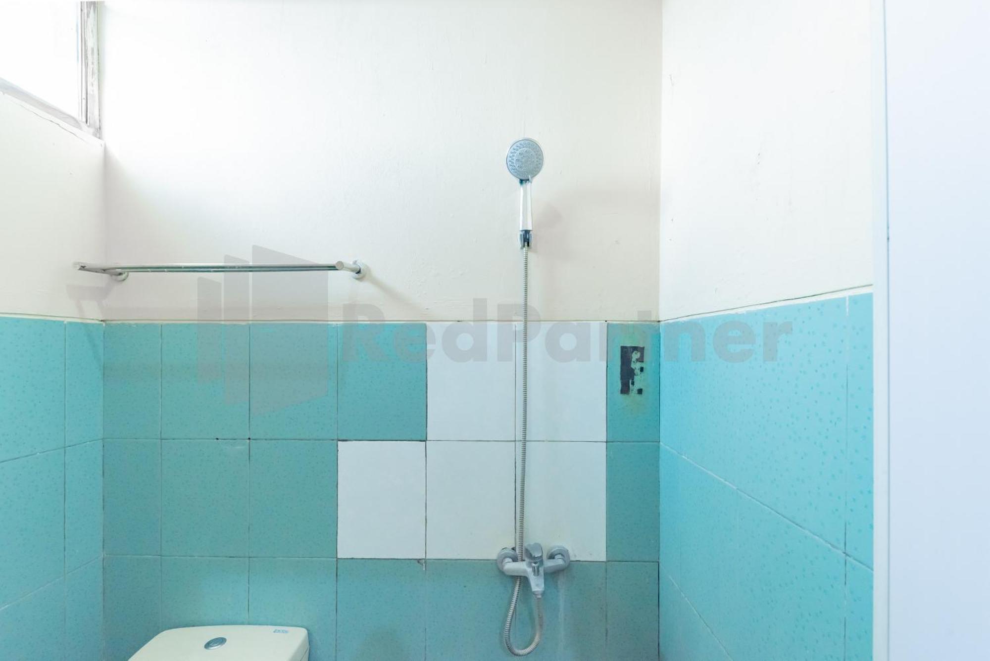 Wisma Alamanda Near Terminal Cicaheum Redpartner Bandung Kültér fotó