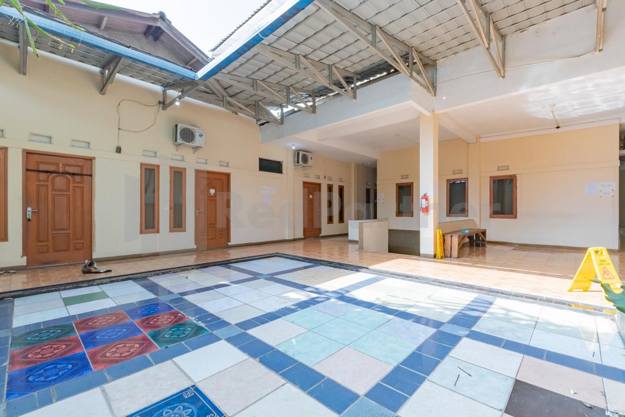 Wisma Alamanda Near Terminal Cicaheum Redpartner Bandung Kültér fotó
